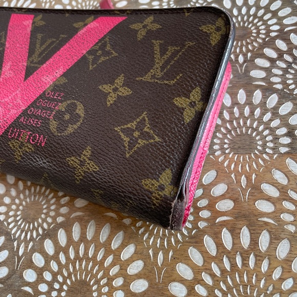 Limited Louis Vuitton V Insolite Wallet - Picture 3 of 4